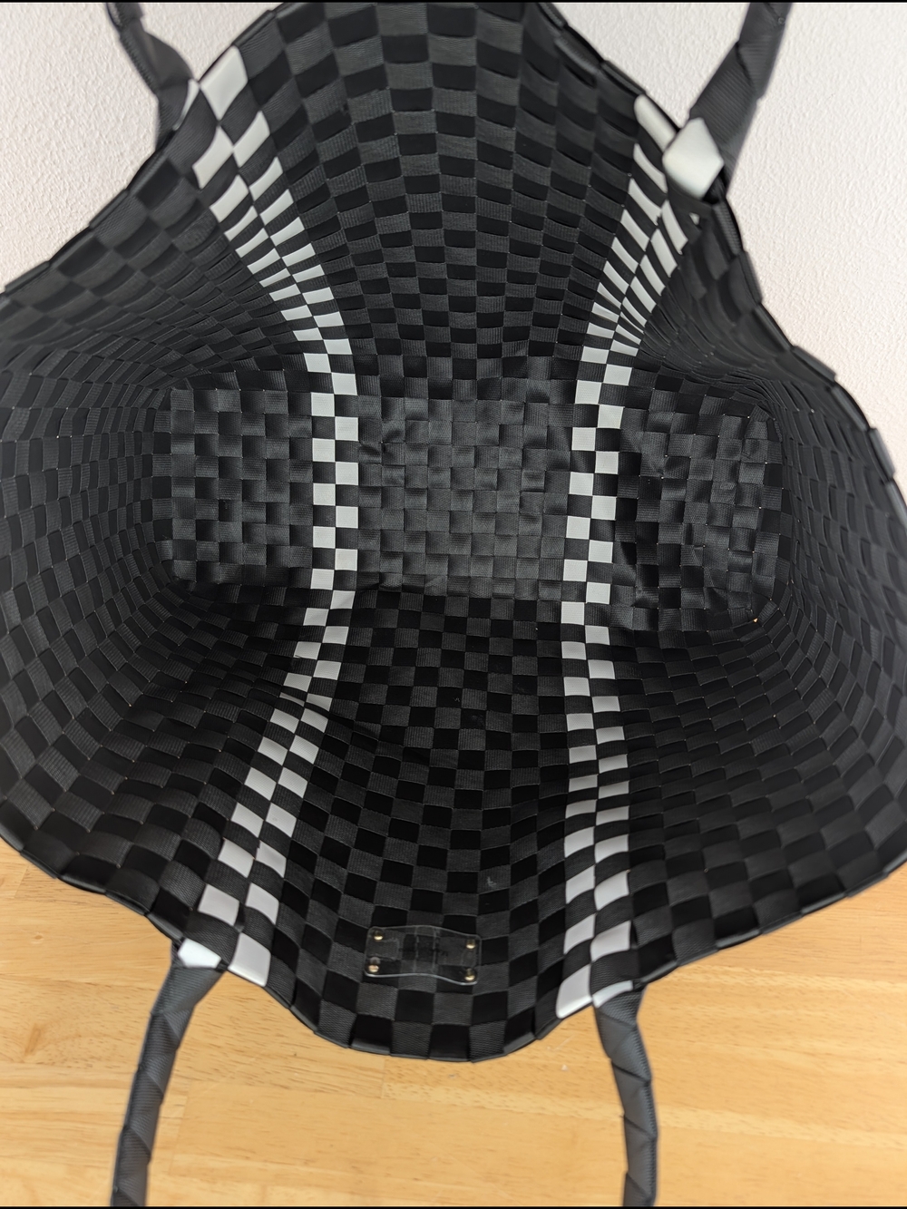 Kate Spade Black White Checker Stripe Basket Weave Woven Tote Bag Beach Shopping - Picture 16 of 16